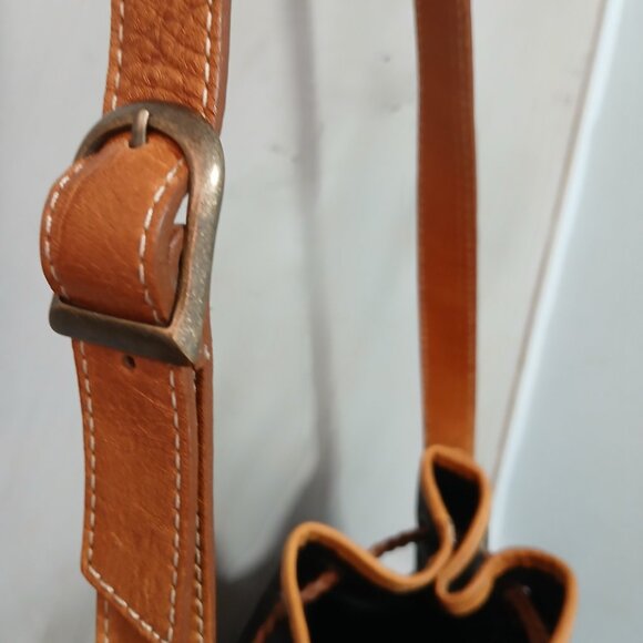 Adrienne Vittadini Hobo Bucket Bag - Picture 6 of 11